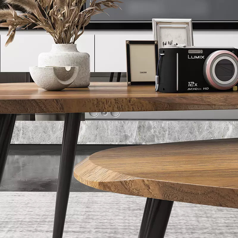 Vintage Coffee Table – Sleek Design for Contemporary Living Spaces