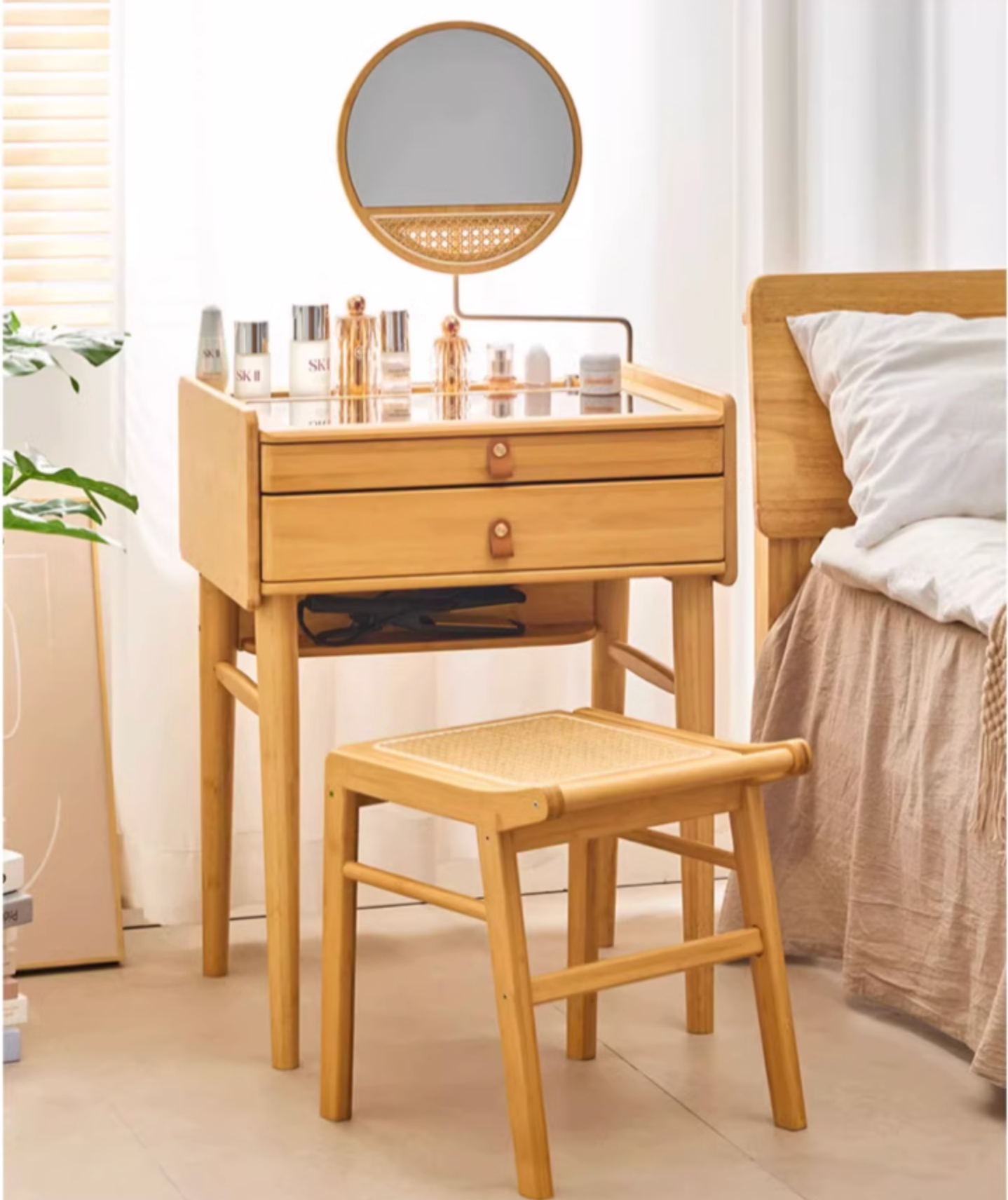 Bamboo Make-Up Table